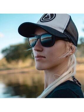 NIB Shady Rays Signature Series Polarized Lens Sunglasses,Lightweight,Black